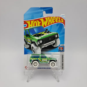 HotWheels - Nissan Patrol Custom Green