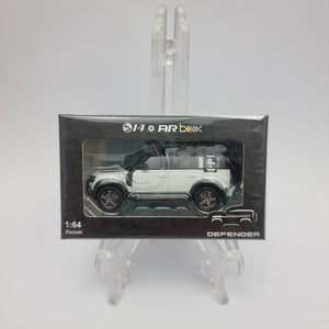 Almost Real Japan - Land Rover Defender (Full White)