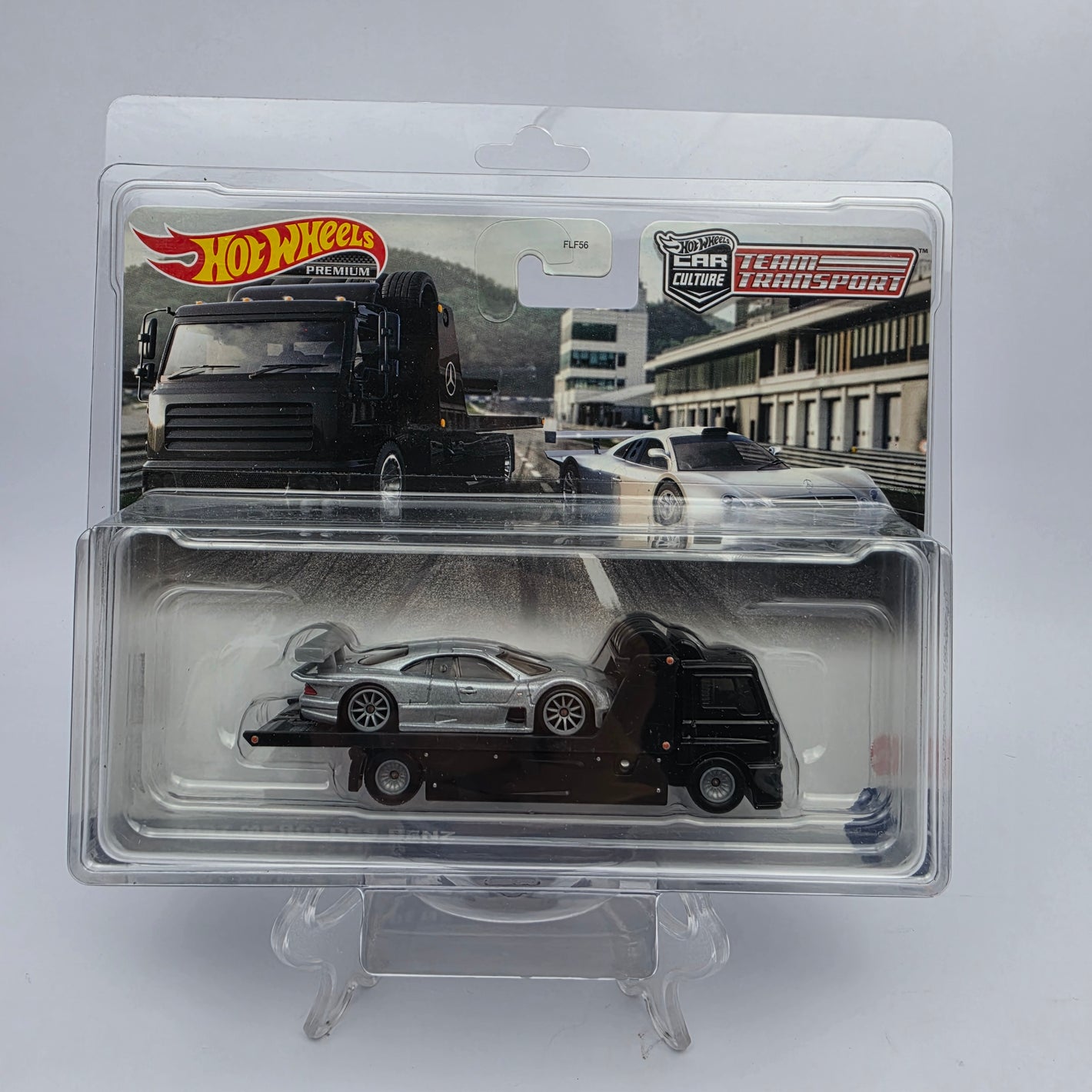 HotWheels - Team Transport (1997 Mercedes Benz CLK-GTR and Fleet Street)