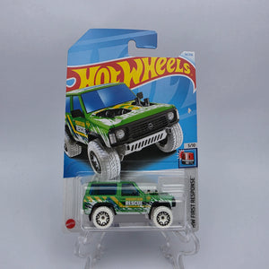 HotWheels - Nissan Patrol Custom (Green)