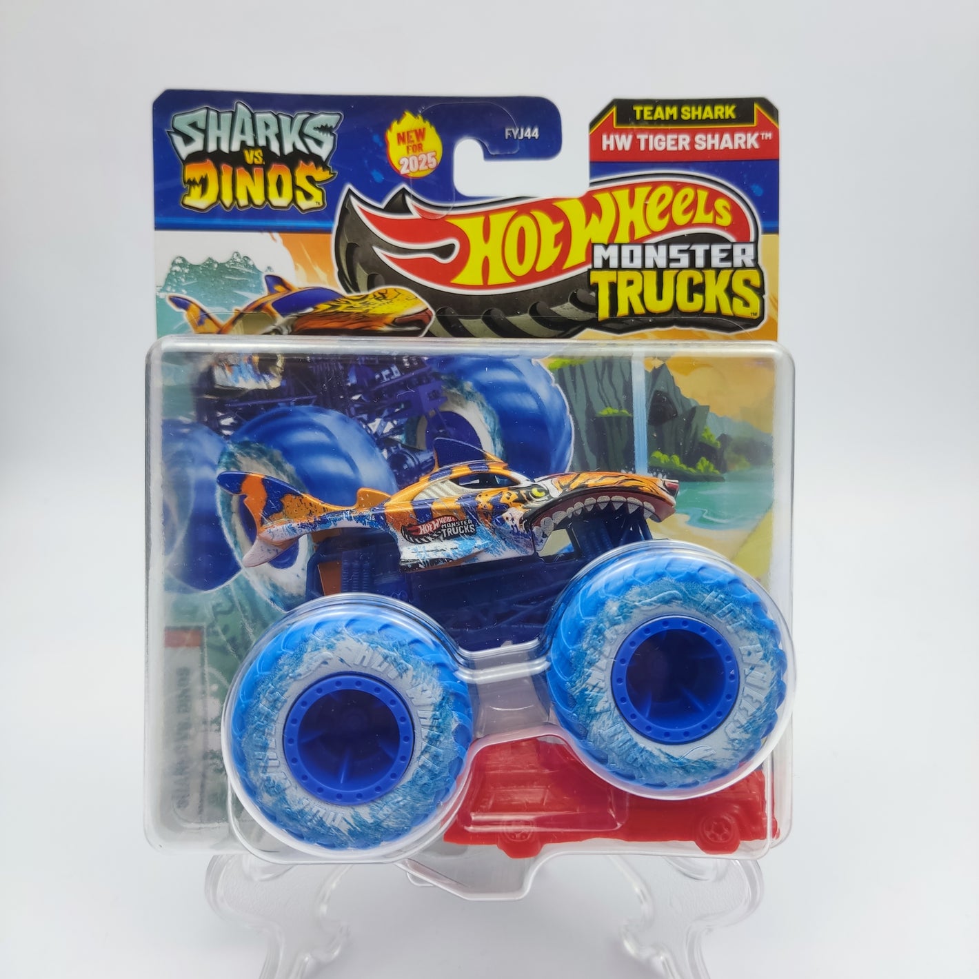 Hot Wheels Monster Trucks Tiger Shark